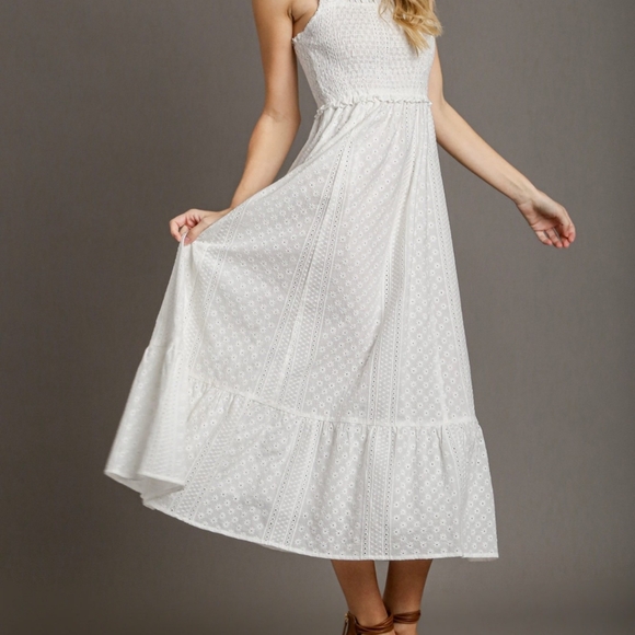 Beach Summer Maxi Dress - Picture 3 of 9